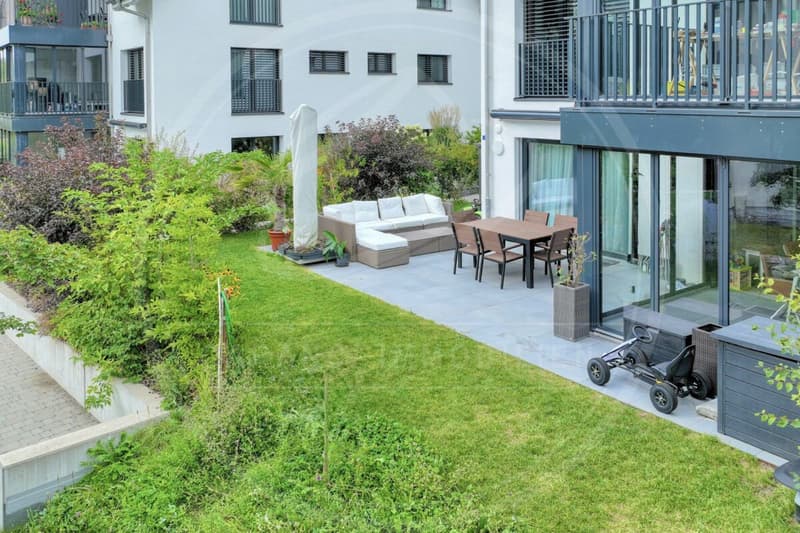RISERVATO - Appartamento di giardino esclusivo 4½ locali con serra - Vivere nel verde vicino a Zurigo & Zug (2)