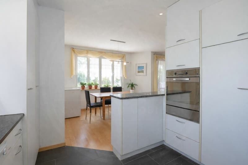 RESERVED: Between City & Nature: 5.5-Room Apartment near Baden & Zurich (6)