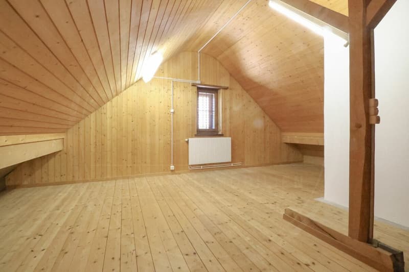 Charmantes 6½-Zimmer-Haus mit viel Platz und rustikalem Flair in Wohlenschwil (13)