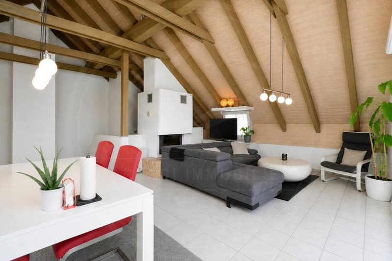 4.5-room maisonette apartment with special living character Oberrohrdorf for sale (2)