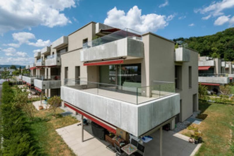 Moderne 2½-Zimmer-Wohnung ab sofort zu vermieten (1)