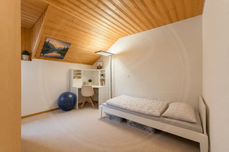 Casa a schiera di 4½ locali ben mantenuta con charme a Stein AG (10)
