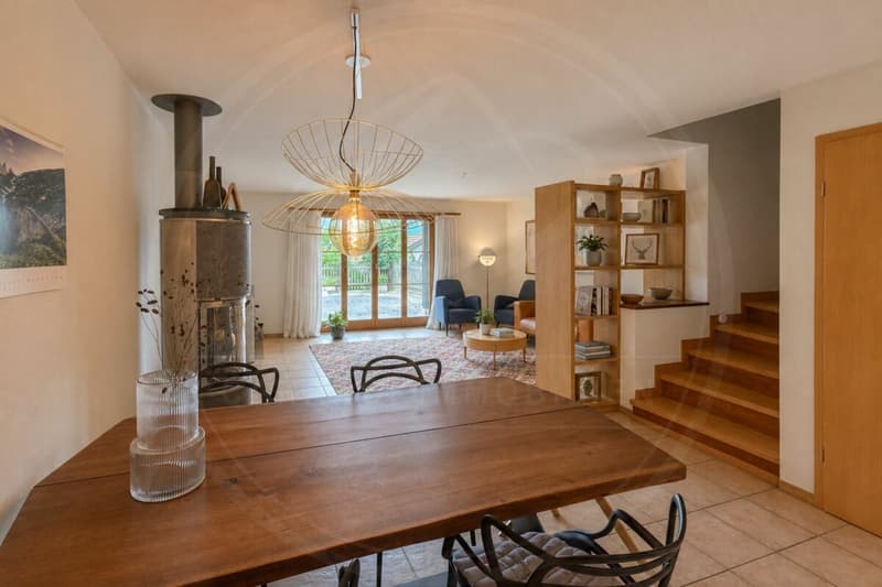 Casa a schiera di 4½ locali ben mantenuta con charme a Stein AG (3)