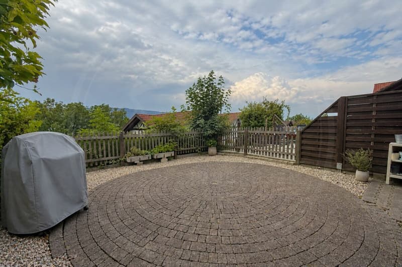 Casa a schiera di 4½ locali ben mantenuta con charme a Stein AG (6)