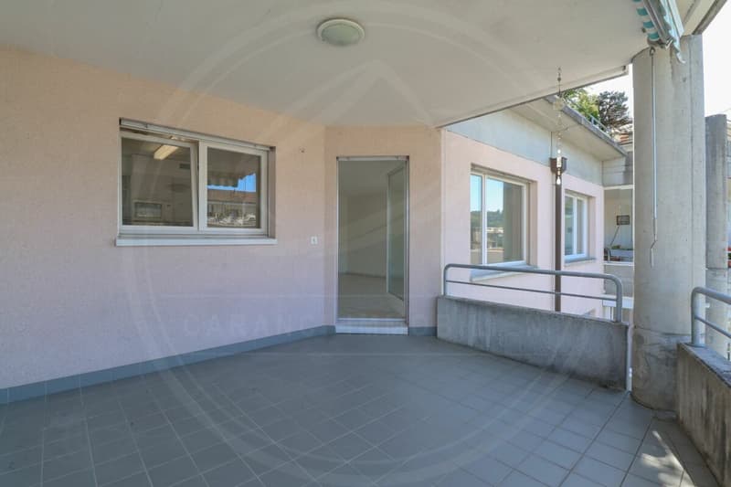 RESERVIERT - Gepflegte 3½ Zimmer-Wohnung mit zwei Balkonen im zweiten Obergeschoss (8)