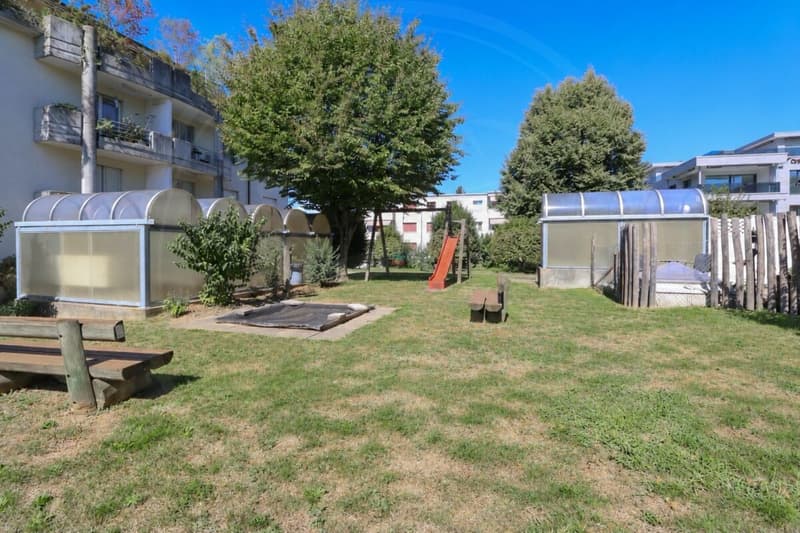 RESERVIERT - Gepflegte 3½ Zimmer-Wohnung mit zwei Balkonen im zweiten Obergeschoss (11)