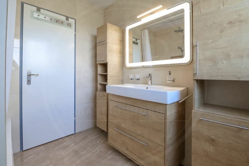 Ankommen und wohlfühlen - renovierte 4-Zimmer-Wohnung in Gebenstorf (12)