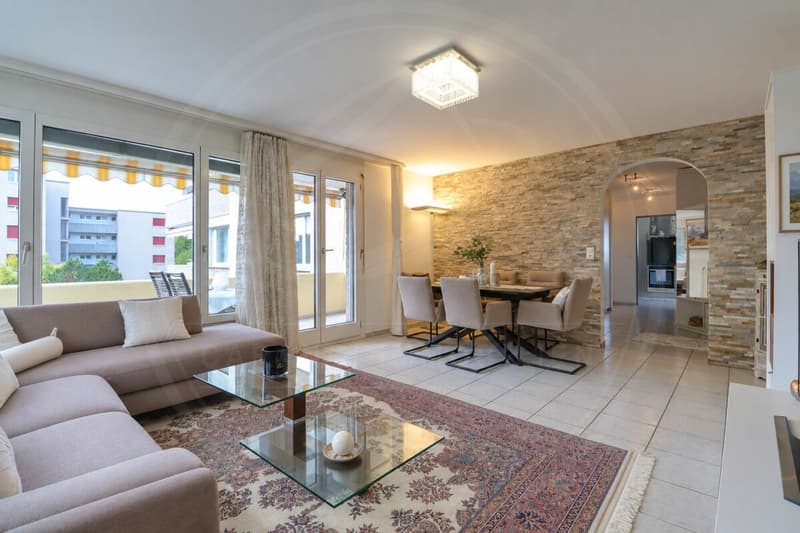 Ankommen und wohlfühlen - renovierte 4-Zimmer-Wohnung in Gebenstorf (3)