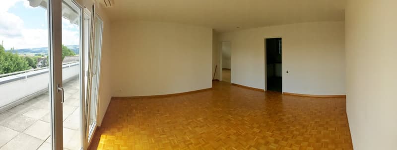 Sonnige 3.5-Zimmer-Wohnung mit Balkon in Obfelden (5)
