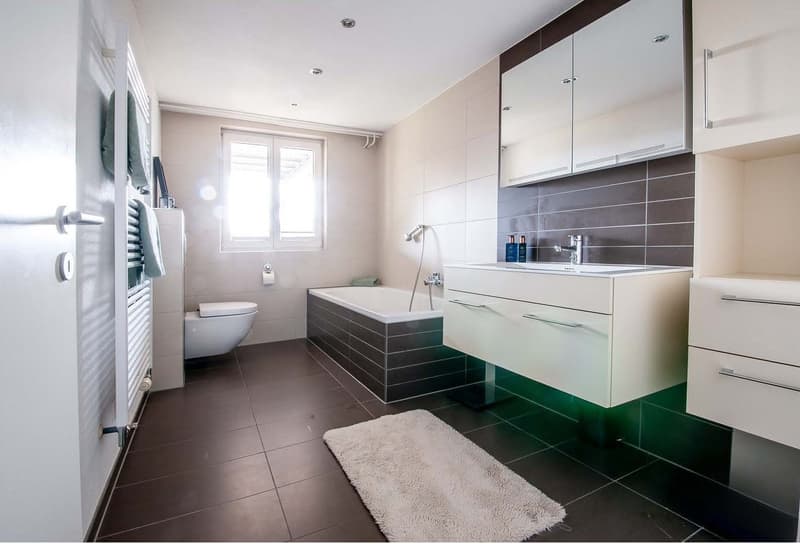 Casa unifamiliare con vista panoramica e potenziale in posizione ideale (7)