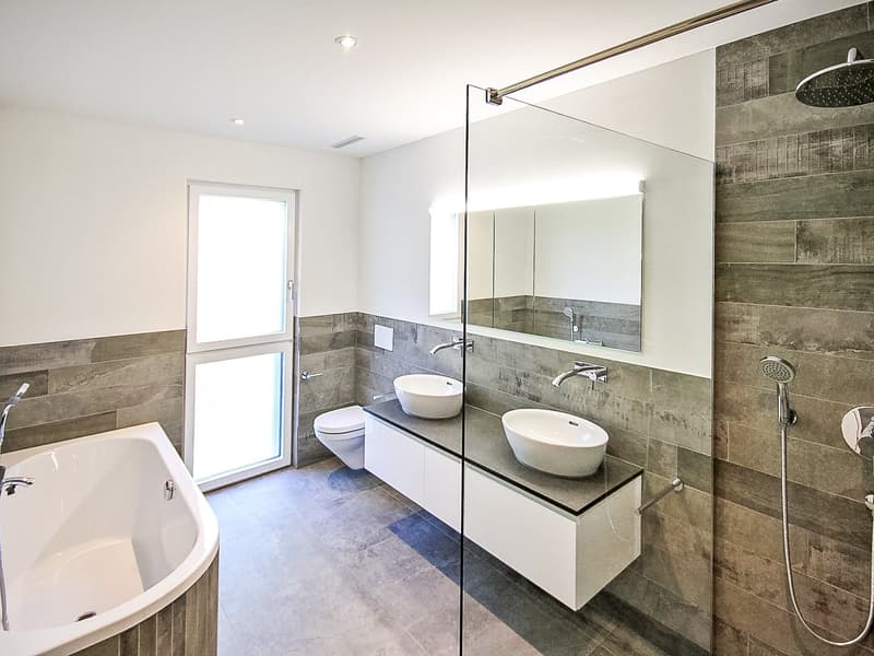 Dreamy 4.5-room apartment with a wonderful view and many parking spaces (7)