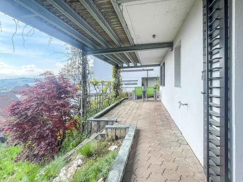 Einfamilienhaus mit Weitsicht und Potential an Top-Lage (3)