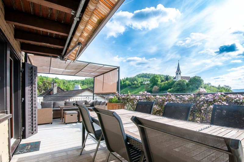 Einfamilienhaus mit Weitsicht und Potential an Top-Lage (2)