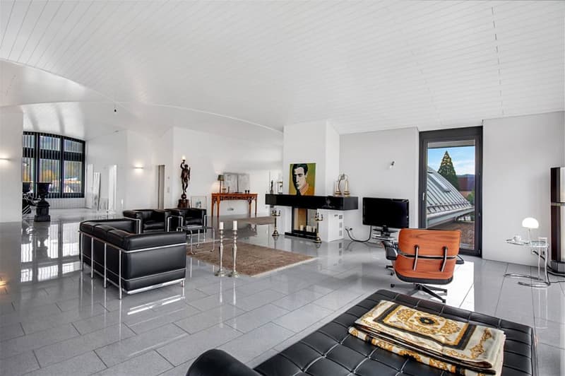 Appartamento attico esclusivo 3.5 - 5.5 locali 246 m² NWF, 4 terrazze, in centro, garage doppio, ascensore, vista (2)