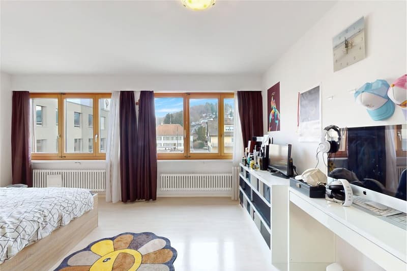 Penthouse in attico nel centro - caminetto, 2 posti auto inclusi, nuova stufa a pellet (9)