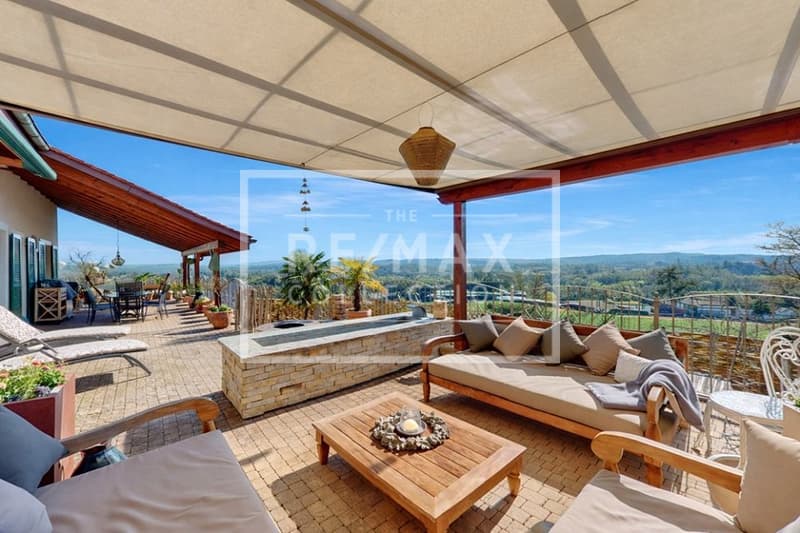 Casa di campagna 6.5++ vani, 210 m² di spazio abitativo, giardino a terrazza, piscina, pergola, 760 m² di terreno, vista panoramica (6)