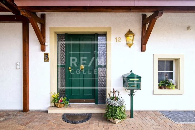 Casa di campagna 6.5++ vani, 210 m² di spazio abitativo, giardino a terrazza, piscina, pergola, 760 m² di terreno, vista panoramica (13)
