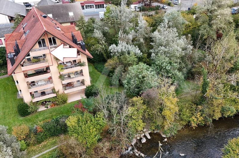 Maisonnette en mansarde de 4,5 pièces, NWF 135 m², 2 balcons avec vue, 3 WC, 2 places de parking en garage, 2 caves, près de l'hôpital (3)