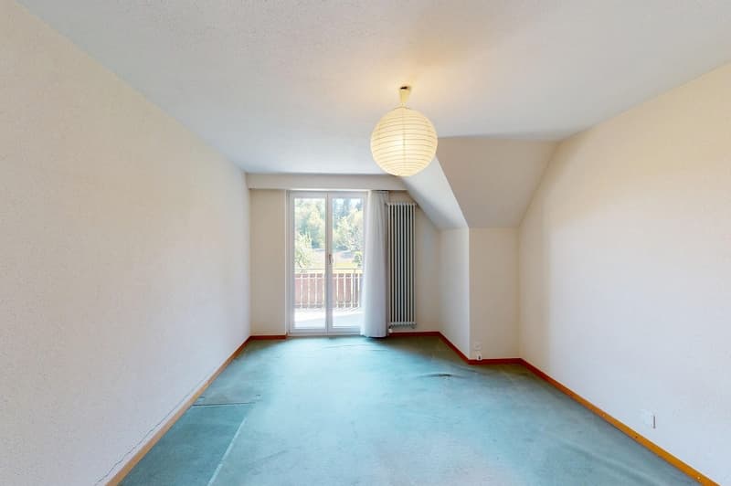 Characterful 8-room single-family house with unobstructable views, proximity to the forest, cul-de-sac, photovoltaic system (12)