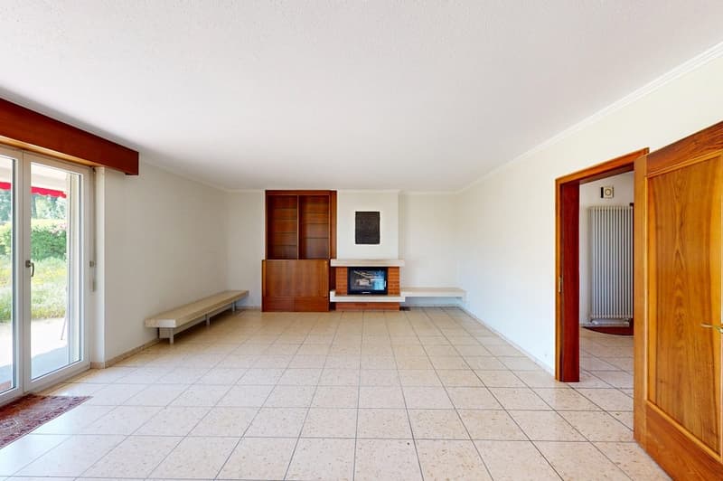 Characterful 8-room single-family house with unobstructable views, proximity to the forest, cul-de-sac, photovoltaic system (4)