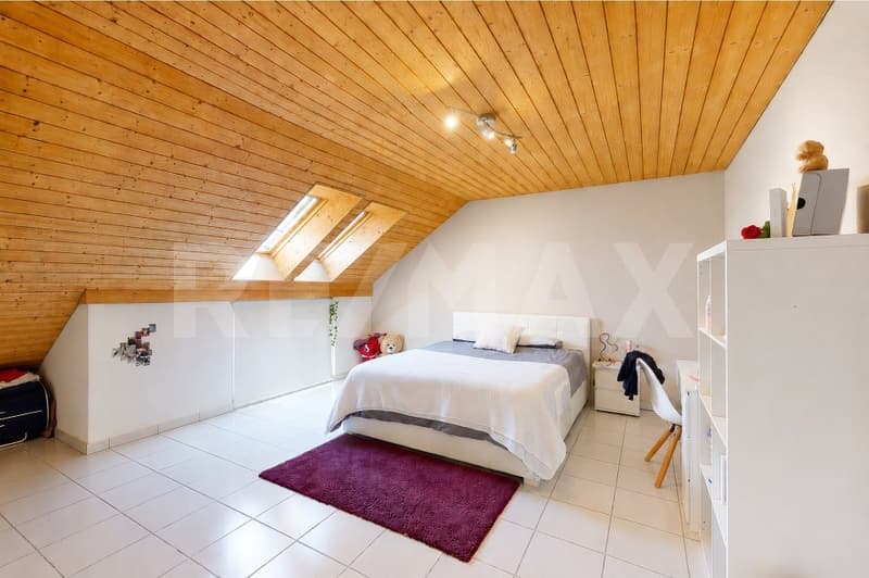 Spacious 6.5-room semi-detached house in an idyllic forest edge location (2)