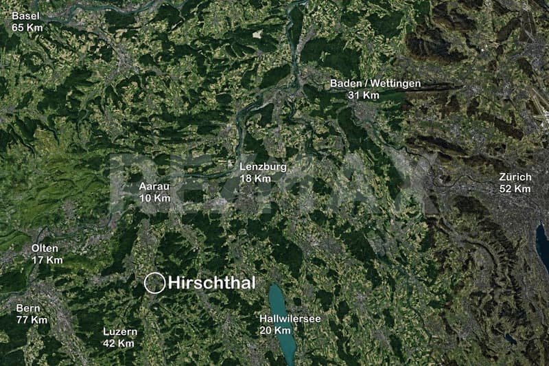 Near Aarau, A1 / A2 Mittelland intersection, excellent preferred villa hillside location with far-reaching views, 3 REFH (13)