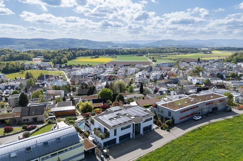 Above Blue Niederrohrdorf - 4.5-room attic terrace apartment with 180 panoramic views & 200 m² living space (8)