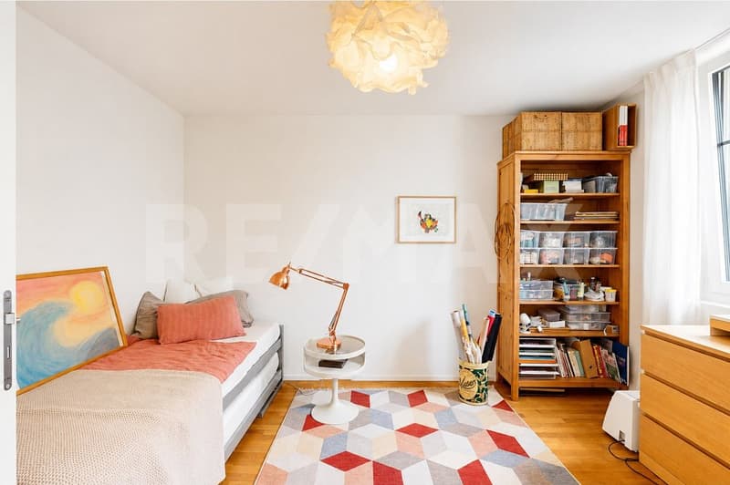 10 minutes from the train station | Family paradise to fall in love with Modern living with plenty of space and privacy (8)