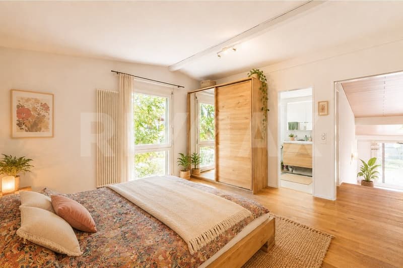 Familienglück in begehrter Wohnlage Charmantes 5.5-Zimmer-Einfamilienhaus mit sonnigem Garten (4)