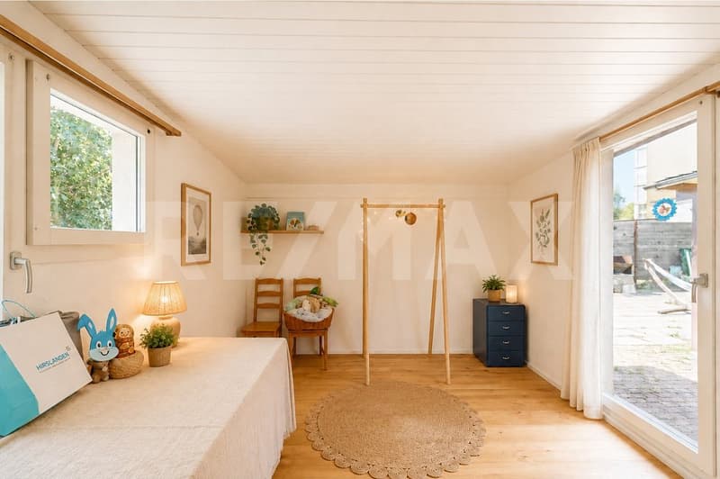Familienglück in begehrter Wohnlage Charmantes 5.5-Zimmer-Einfamilienhaus mit sonnigem Garten (8)