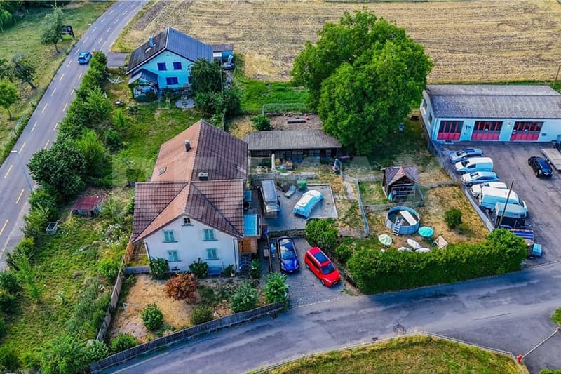 Terreno edificabile spazioso con potenziale di sviluppo attraente (4)