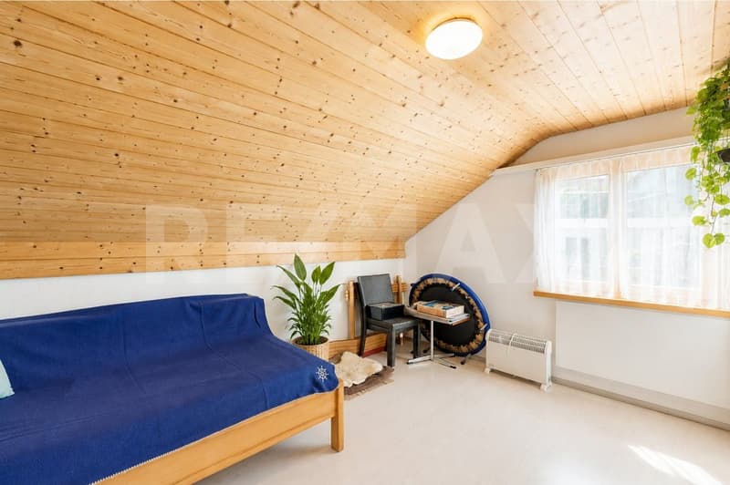 Charmantes 5.5-Zimmer-Einfamilienhaus mit Weitblick und viel Potenzial (7)