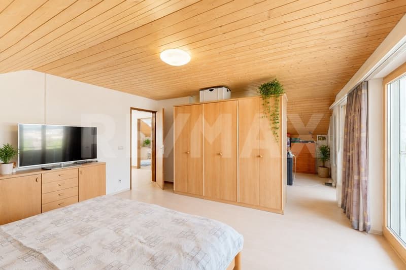 Charmantes 5.5-Zimmer-Einfamilienhaus mit Weitblick und viel Potenzial (6)