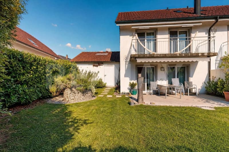 Grosszügiges Wohnen mit Gartenidylle in Villnachern (1)