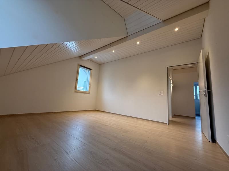 LA TUA NUOVA CASA: Appartamento moderno 5,5 locali con balcone (5)