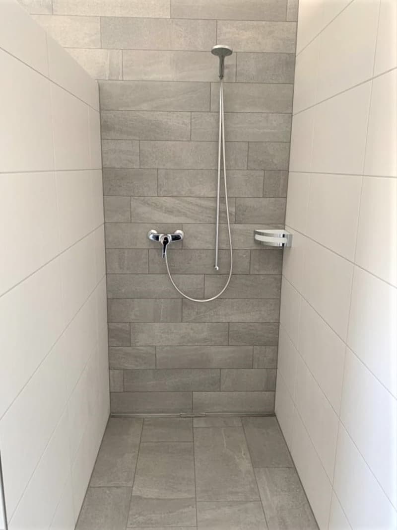 VOTRE NOUVEAU FOYER : Appartement moderne 3.5 pièces dans un endroit ensoleillé et calme (4)