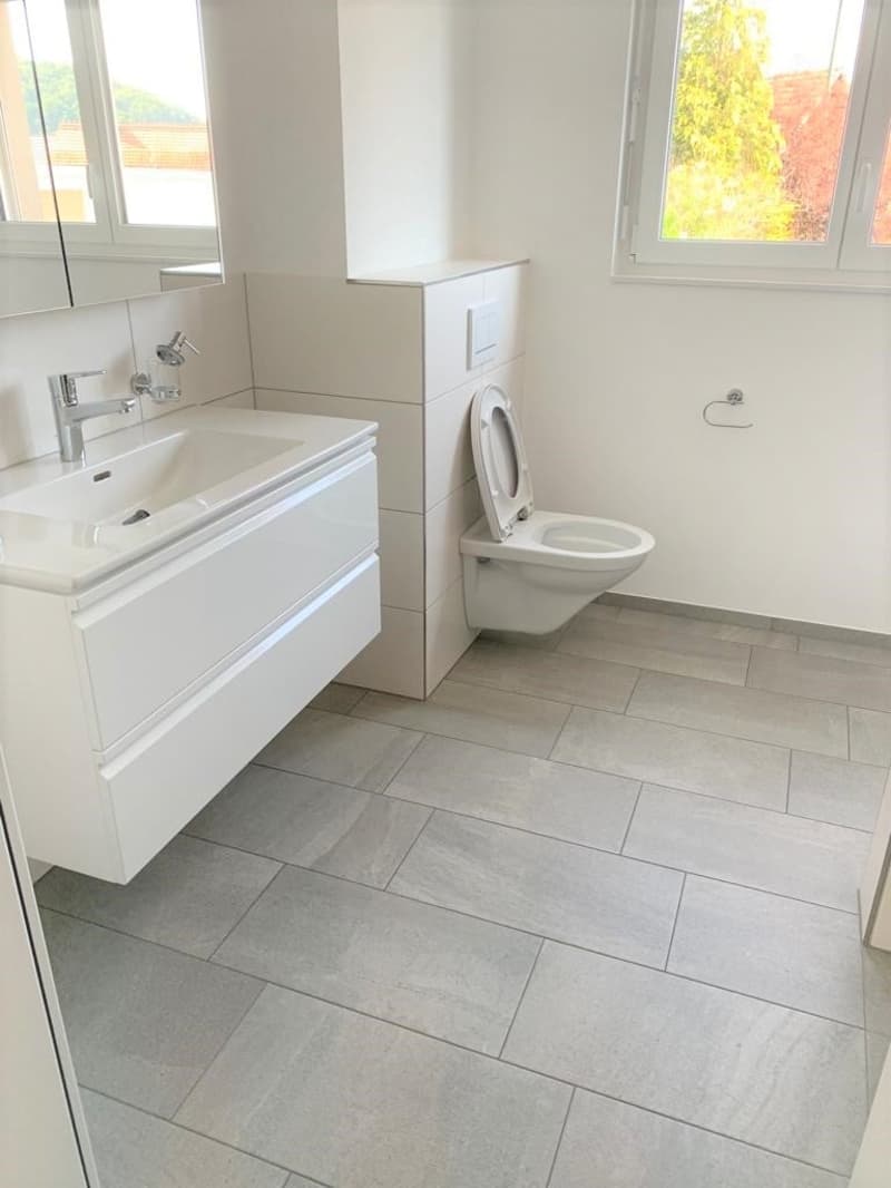VOTRE NOUVEAU FOYER : Appartement moderne 3.5 pièces dans un endroit ensoleillé et calme (6)