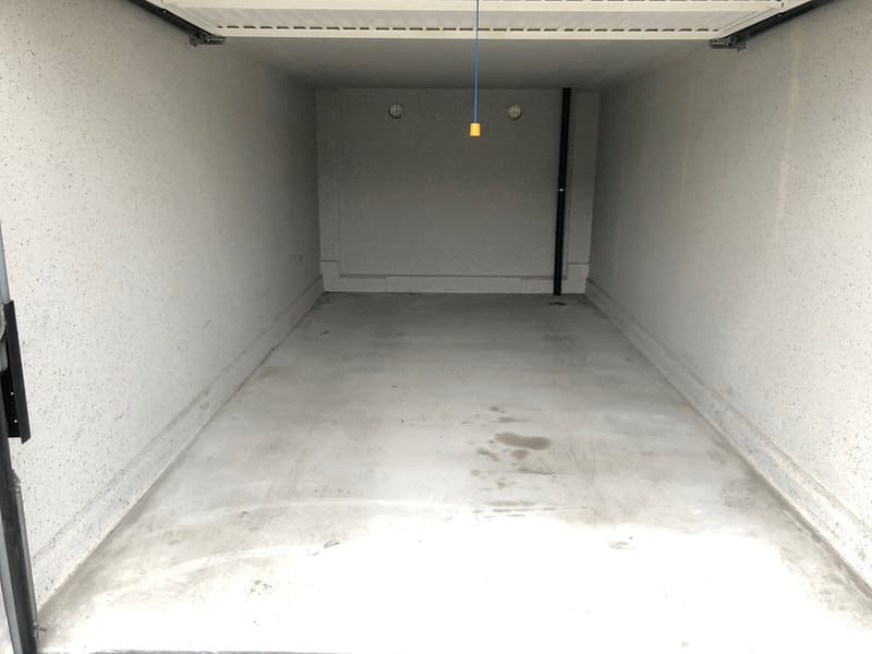 Single garage for rent (4)