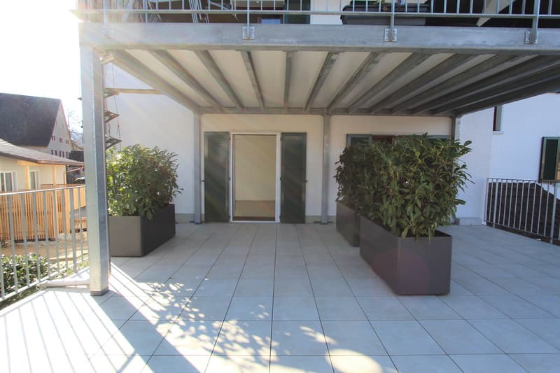 MOLTO SPAZIO NELLA TUA NUOVA CASA - Appartamento spazioso di 4,5 locali in affitto. (2)