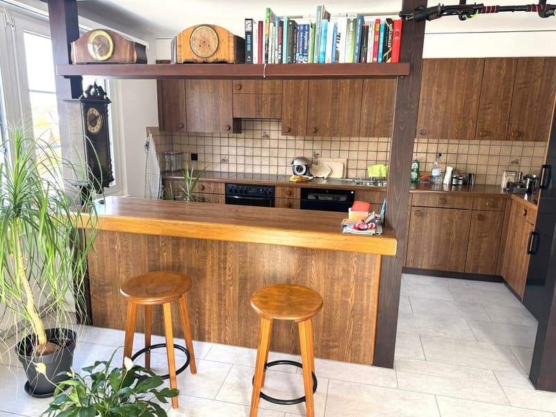 VIEL PLATZ IN IHREM NEUEN ZUHAUSE - Grosszügige 3.5-Zimmer-Dachwohnung zu vermieten. (6)