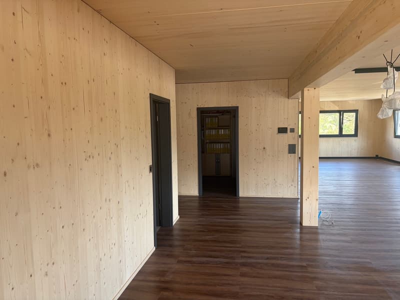 NEUBAU Gewerbeliegenschaft: Büroräume zu vermieten (6)