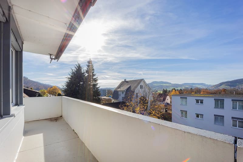 RESERVED - Attractive condominium as a rental property or for personal use (10)