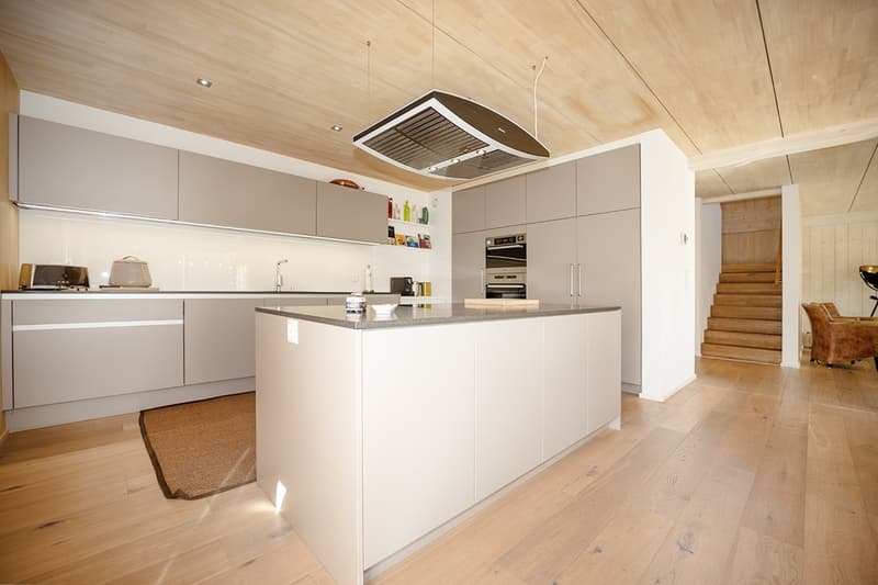 Living and working in an exclusive MINERGIE single-family wooden house (9)