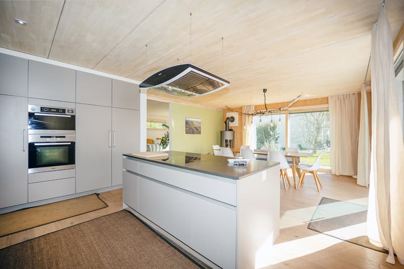 Living and working in an exclusive MINERGIE single-family wooden house (10)