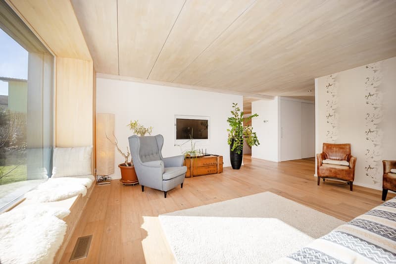 Living and working in an exclusive MINERGIE single-family wooden house (7)
