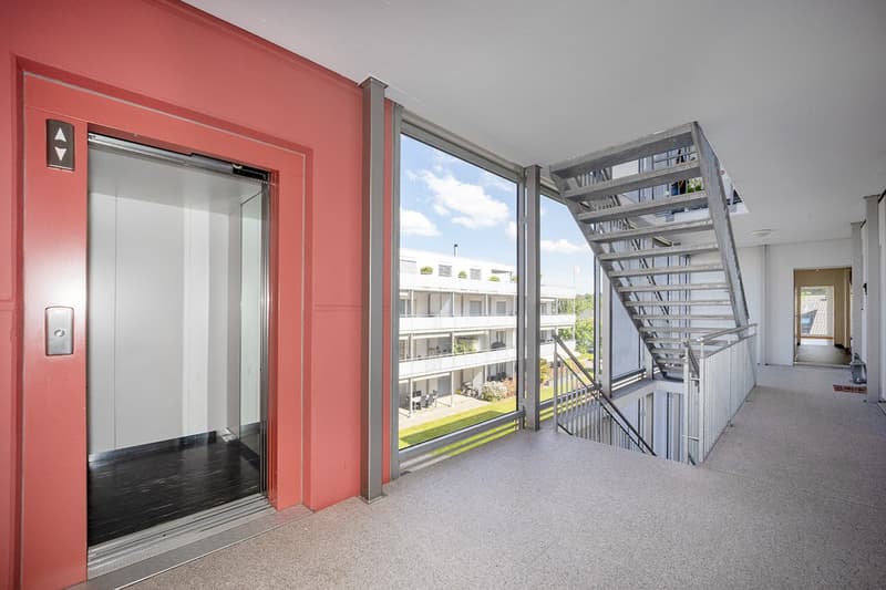 Attractive 4.5-room owner-occupied apartment with large sun balcony (4)