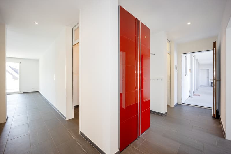 Attractive 4.5-room owner-occupied apartment with large sun balcony (5)