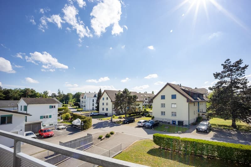 Attractive 4.5-room owner-occupied apartment with large sun balcony (14)