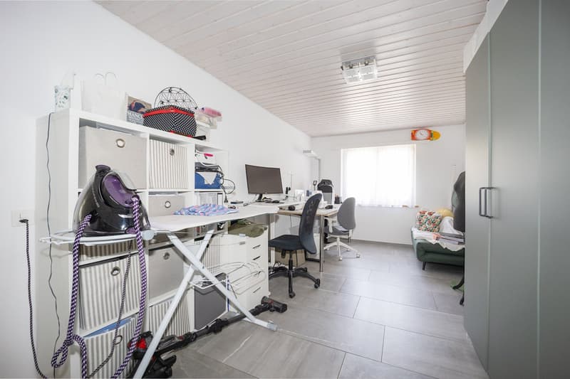 Maison familiale attrayante de 4,5 pièces dans un quartier résidentiel convivial pour les familles (12)