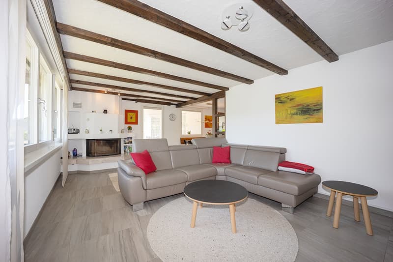 Maison familiale de 5,5 pièces attrayante dans un environnement verdoyant avec réserve de terrain constructible optionnelle (5)